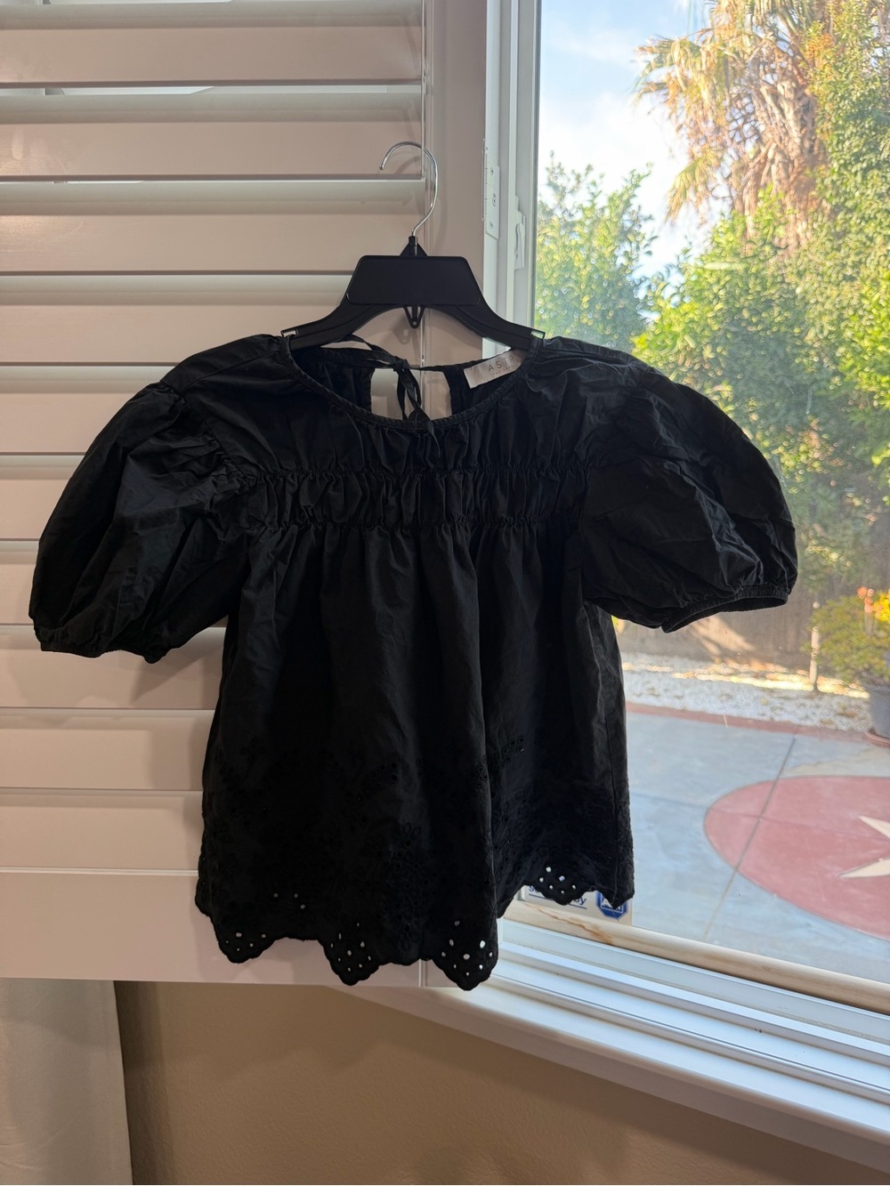 ASTR the Label Black Cotton Eyelet Puff Sleeve Smocked Blouse Top S